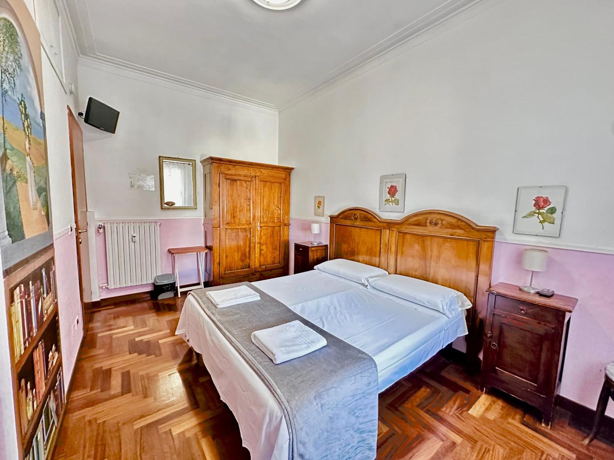 Guest house Pardis