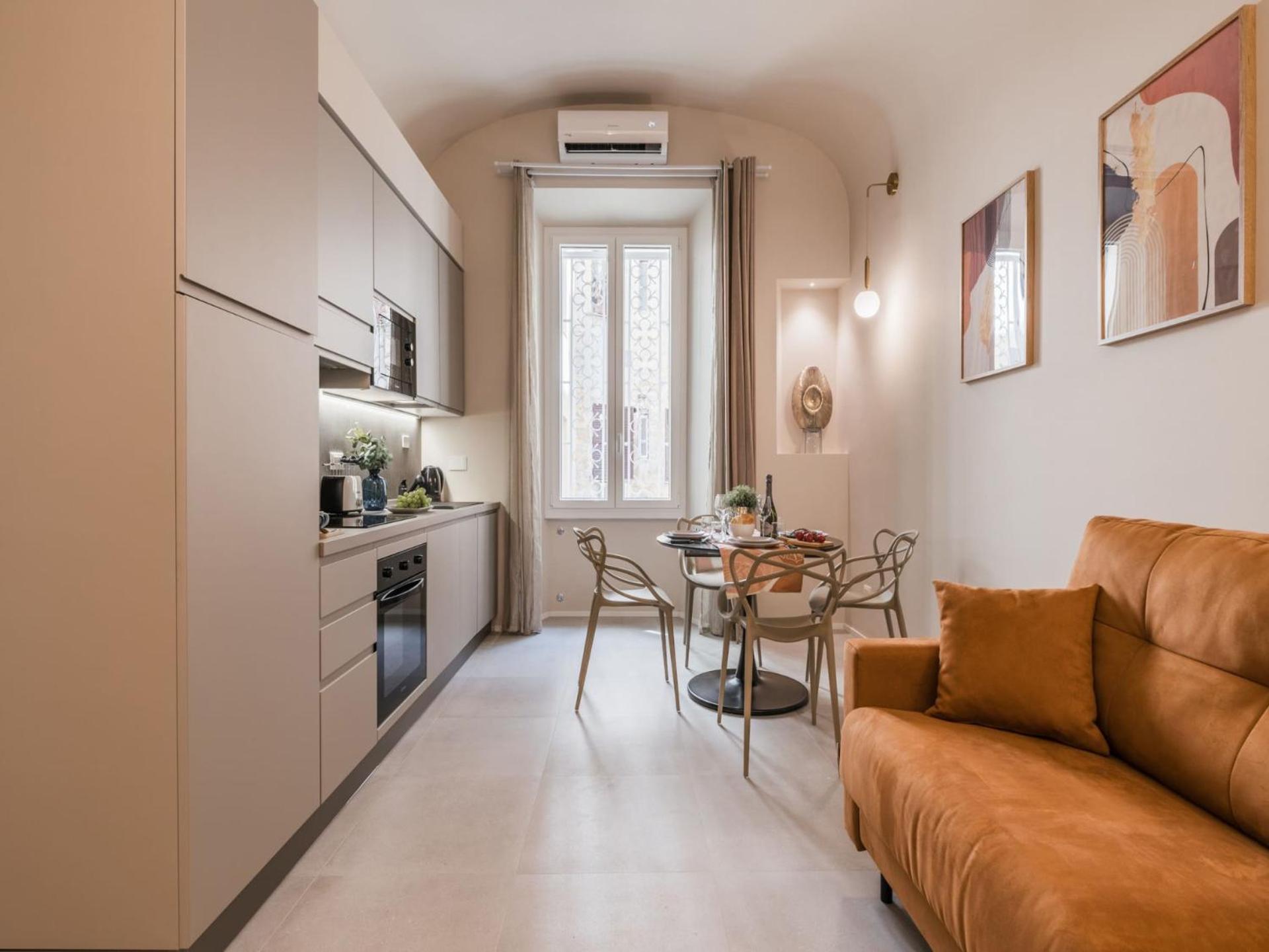 The Rent - Modern Two-bedroom In Esquilino Area Appartamento