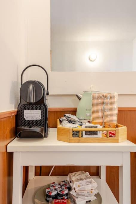 Apartment Tiny Steps To Piazza Di Spagna Rome