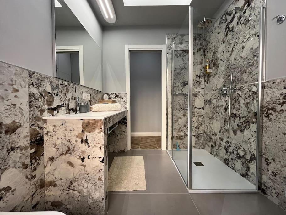 Apartment G&g *