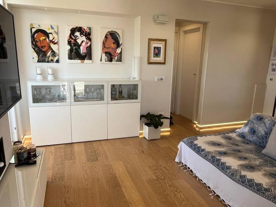 Apartment Attico Panoramico Whitecate Rome