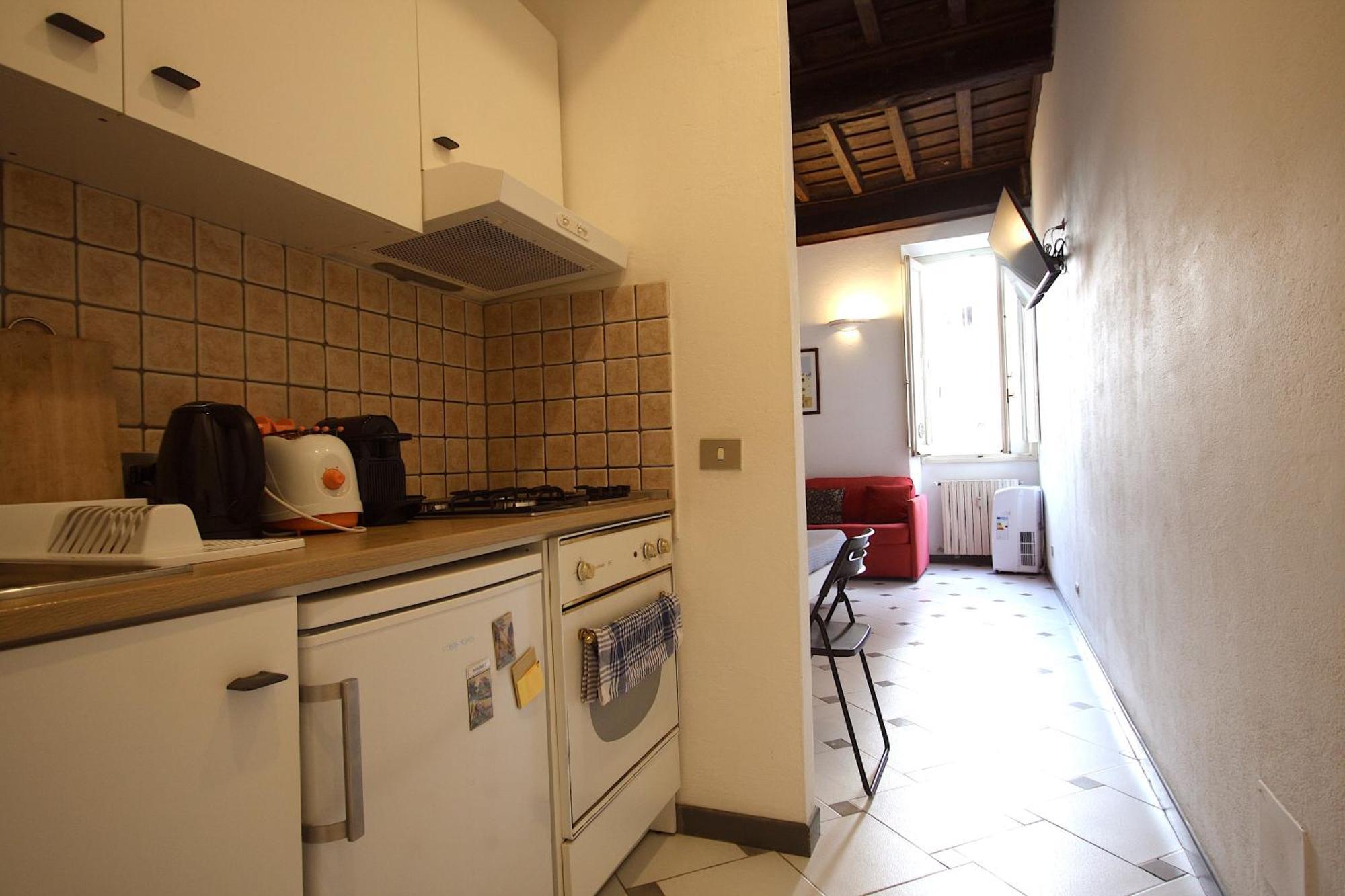 Lovely In Campo De Fiori Apartment