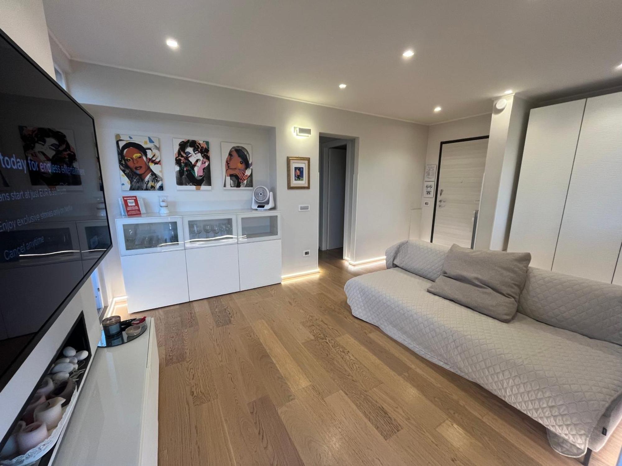 Attico Panoramico Whitecate Apartment *