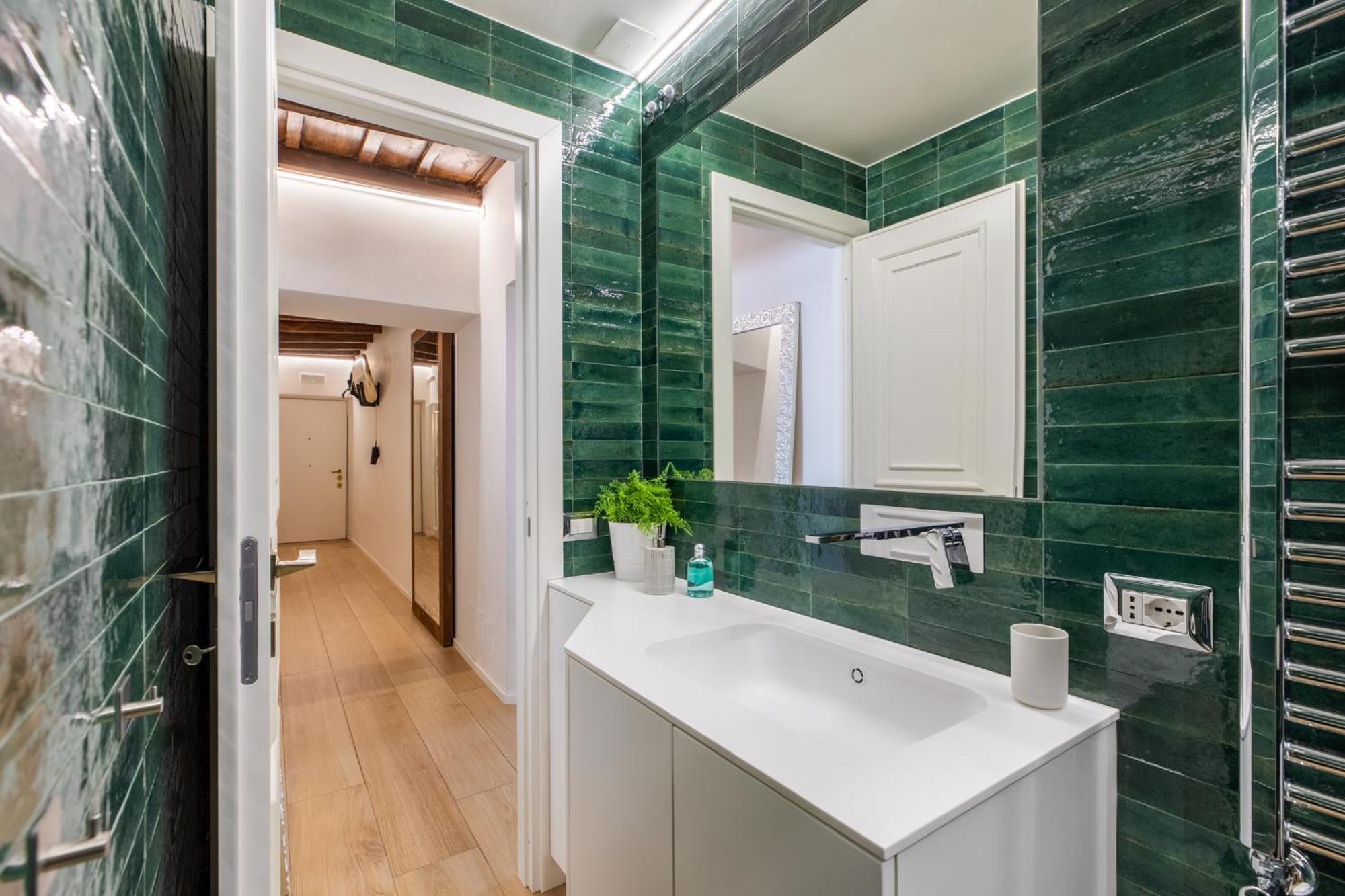 Iflat Bright & Spacious In Esquilino Rome