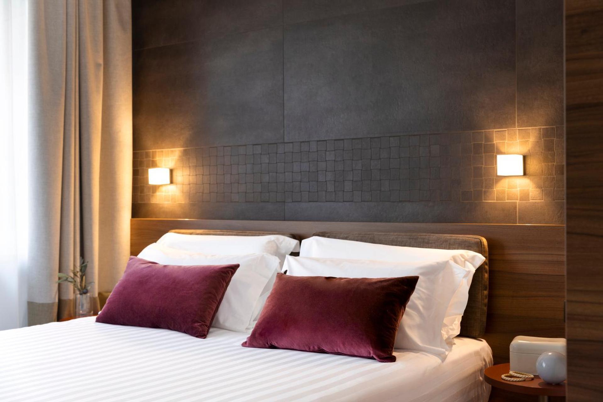 Hotel Adoro Rome