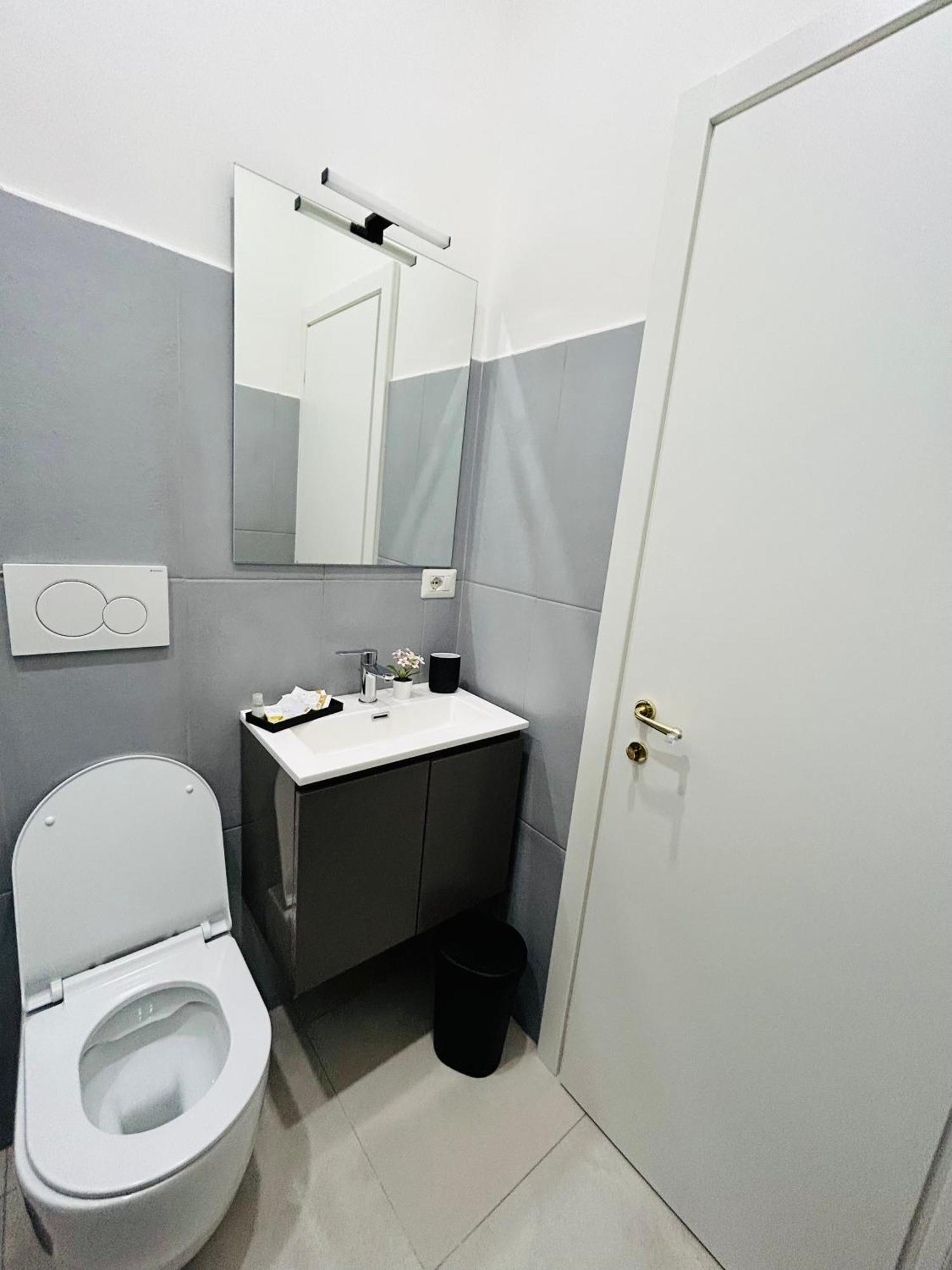 Domus Giolitti Guest house *