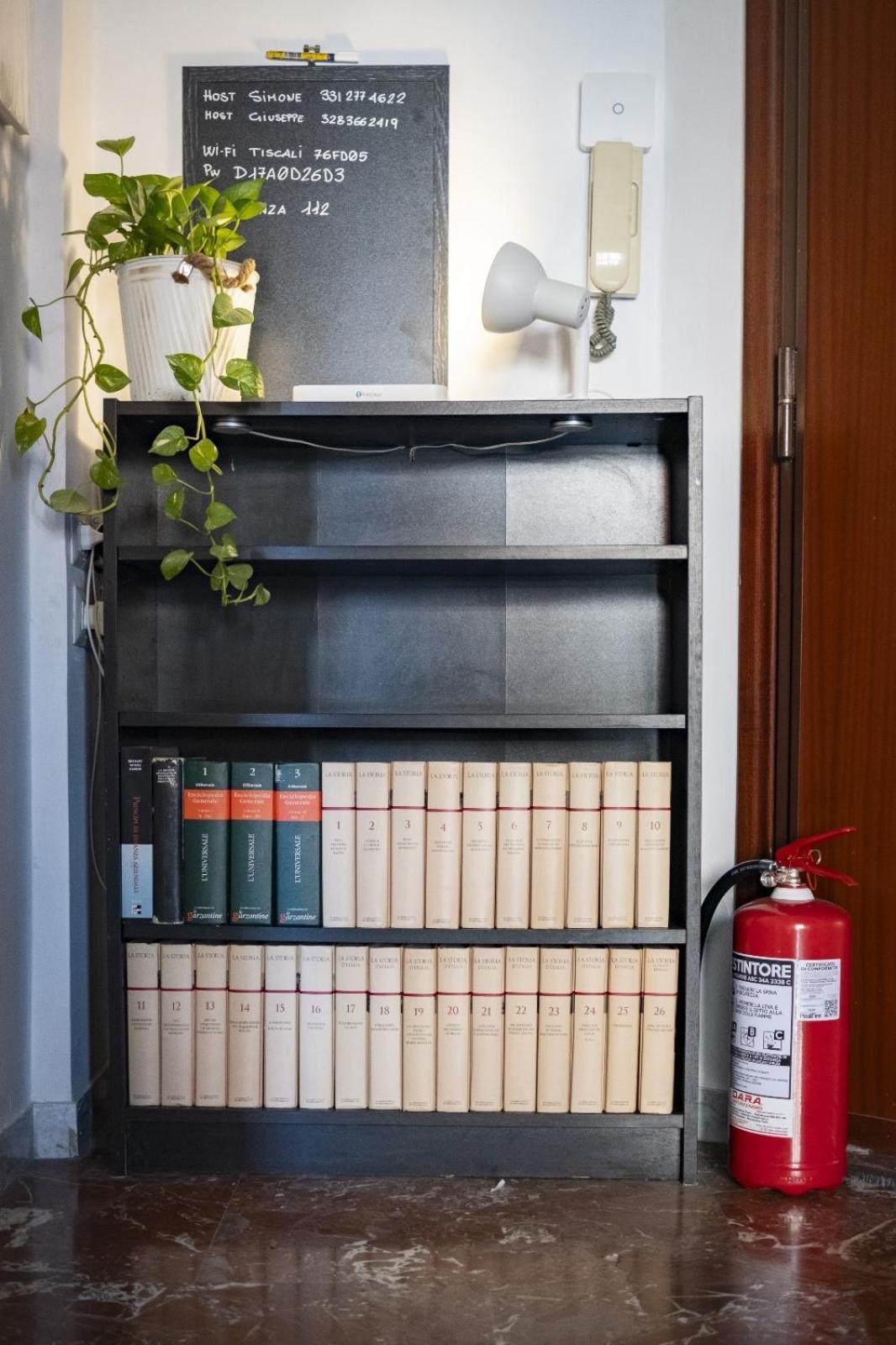 The Flat- Private Parking & Direct Bus To Vatican Apartment Rome