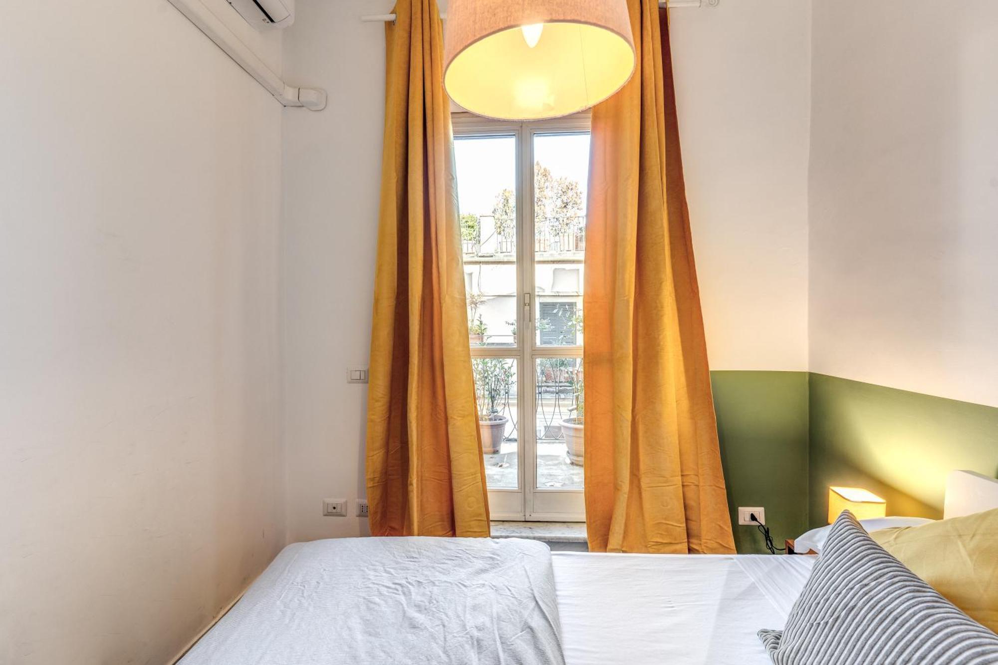 Aweshomeitaly - Spagna Glamour Life Penthouse Apartment *