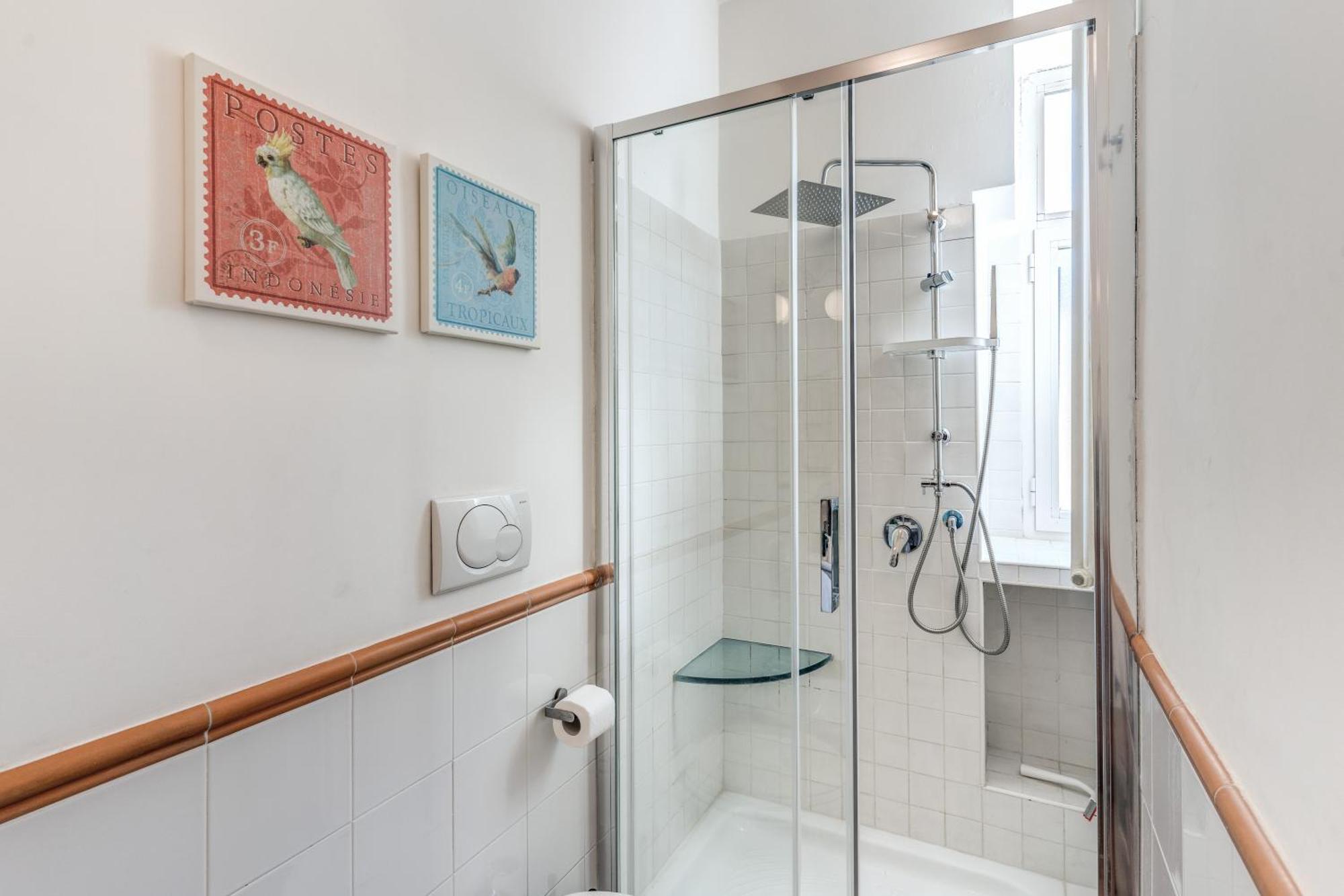 Aweshomeitaly - Spagna Glamour Life Penthouse *