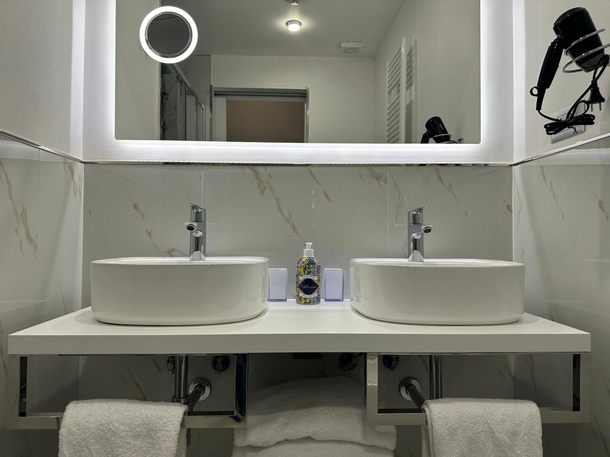 St.peter's Moon Bed & Breakfast *