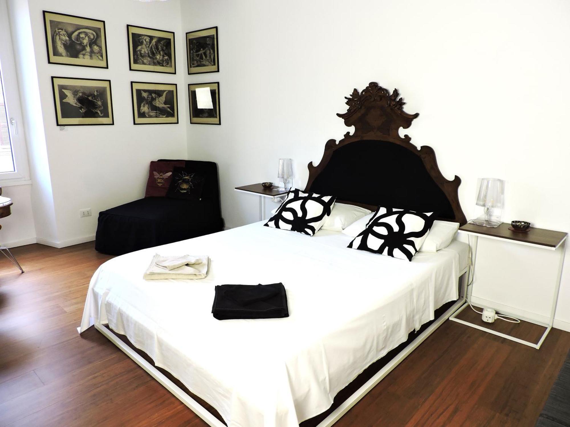 Bed & Breakfast Art Lab