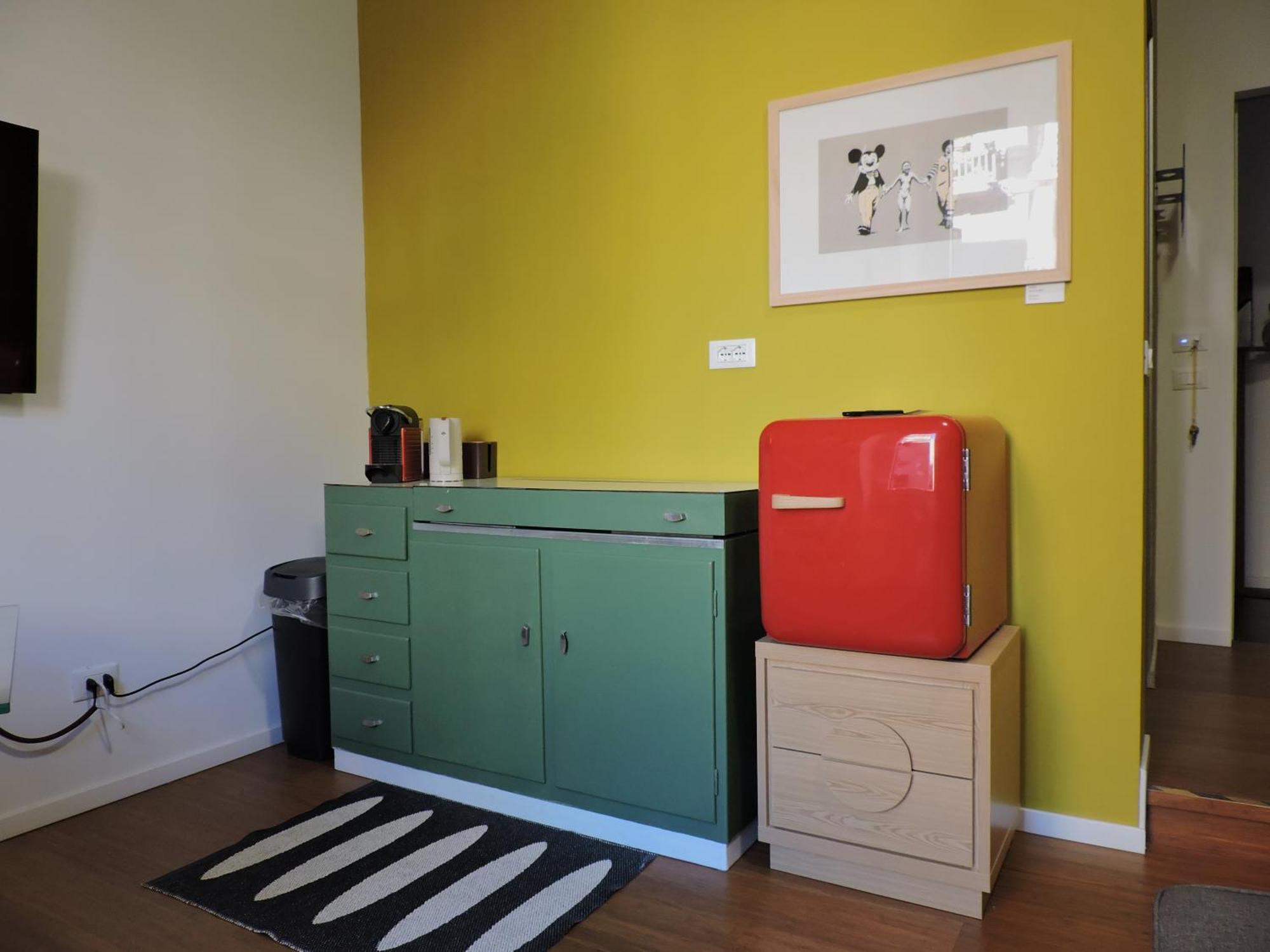 Art Lab Bed & Breakfast *