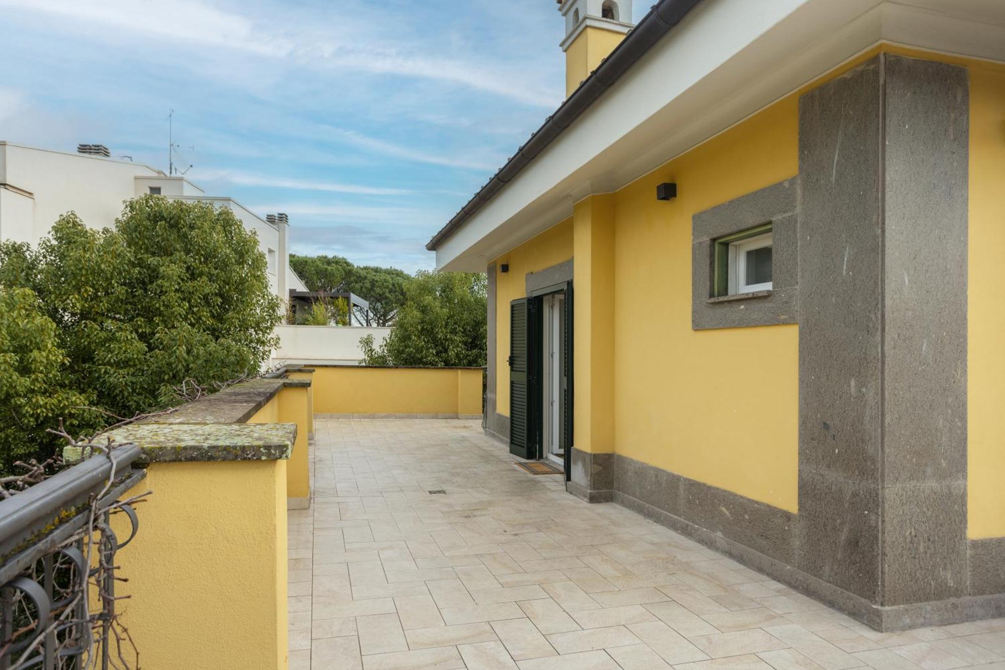 The Poolside House - New 2 Bedroom With Terrace Appartement Rome