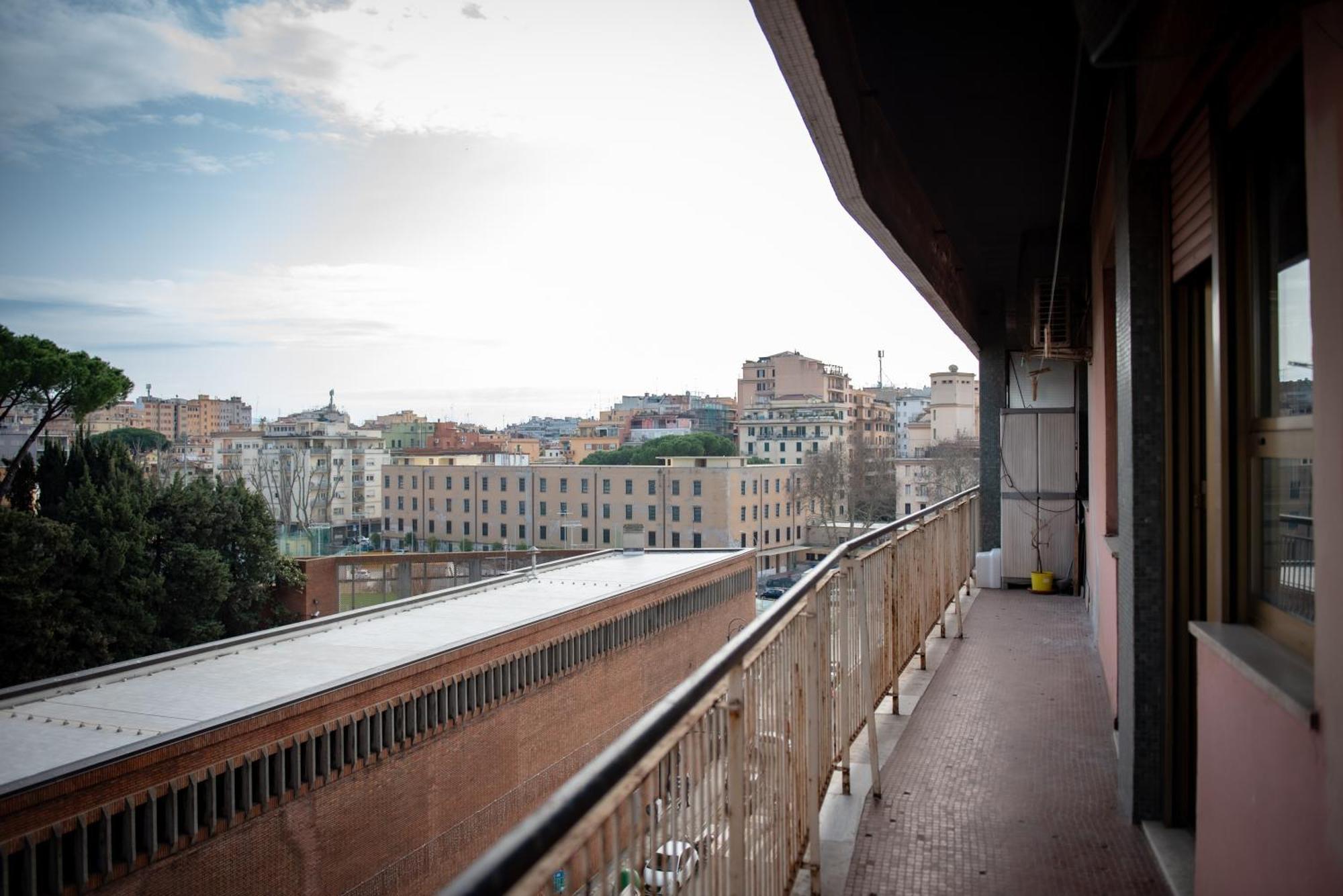 Apartment Luminoso E Ampio Laterani36 Rome