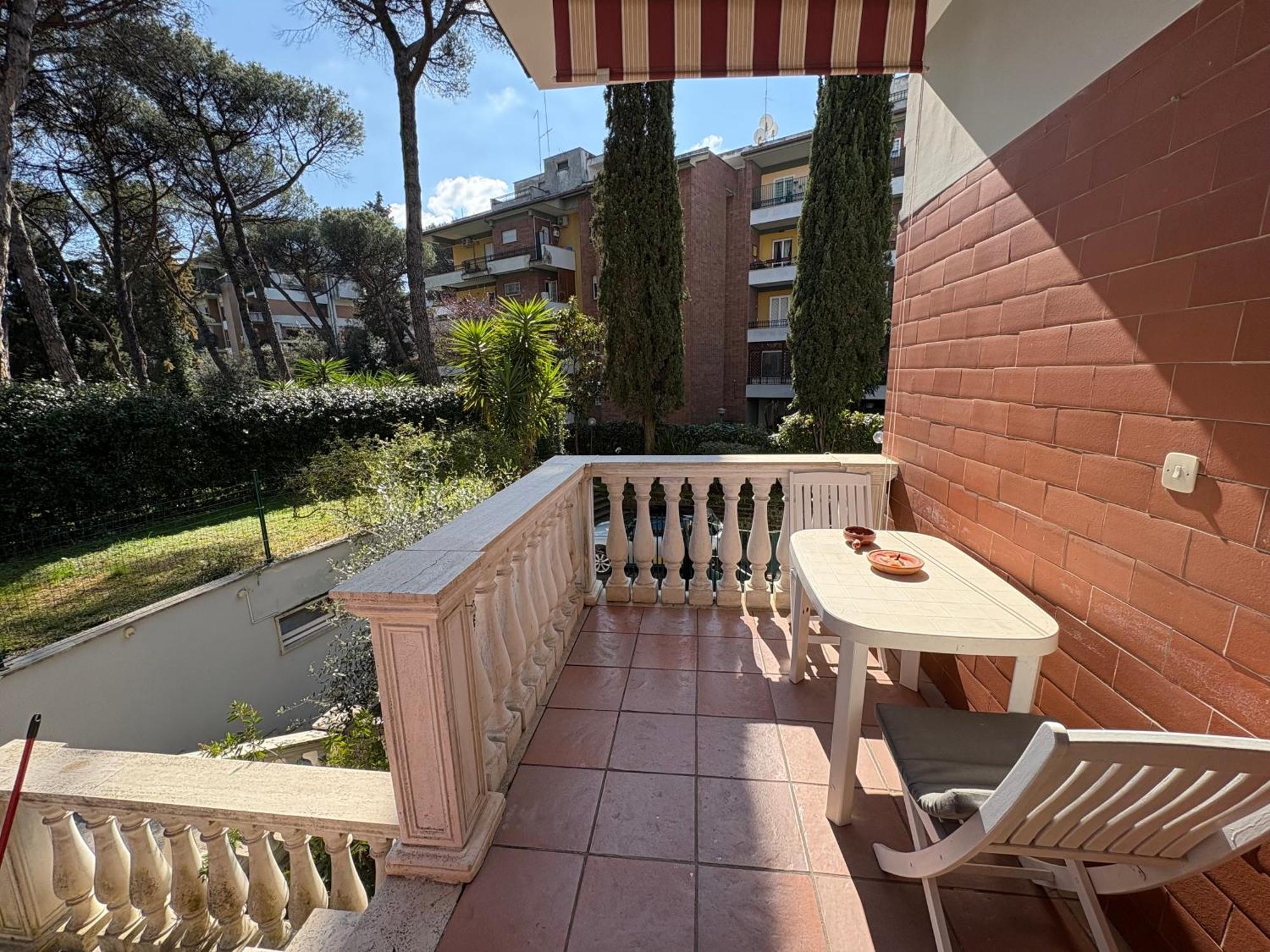 Laurina House Apartamento *
