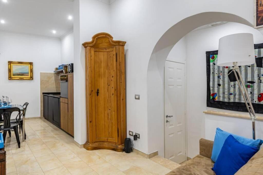 Stradivari Apartment Rome