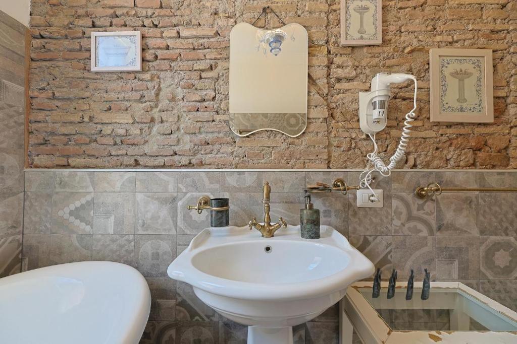 Guest house Art House Relais56 Luxury Piazza Di Spagna