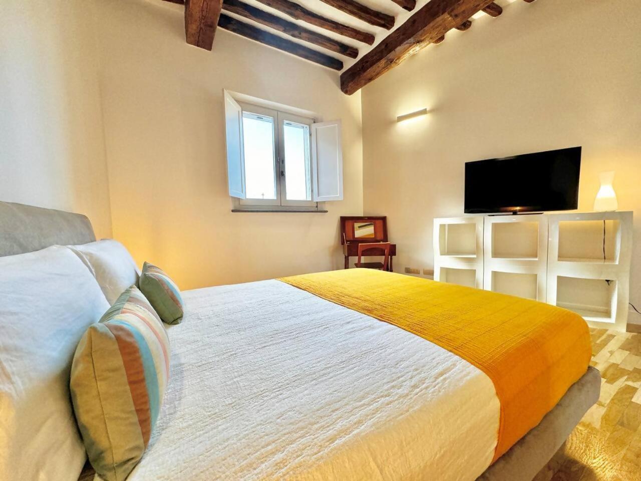 Vetrina In Luxury Apartment *