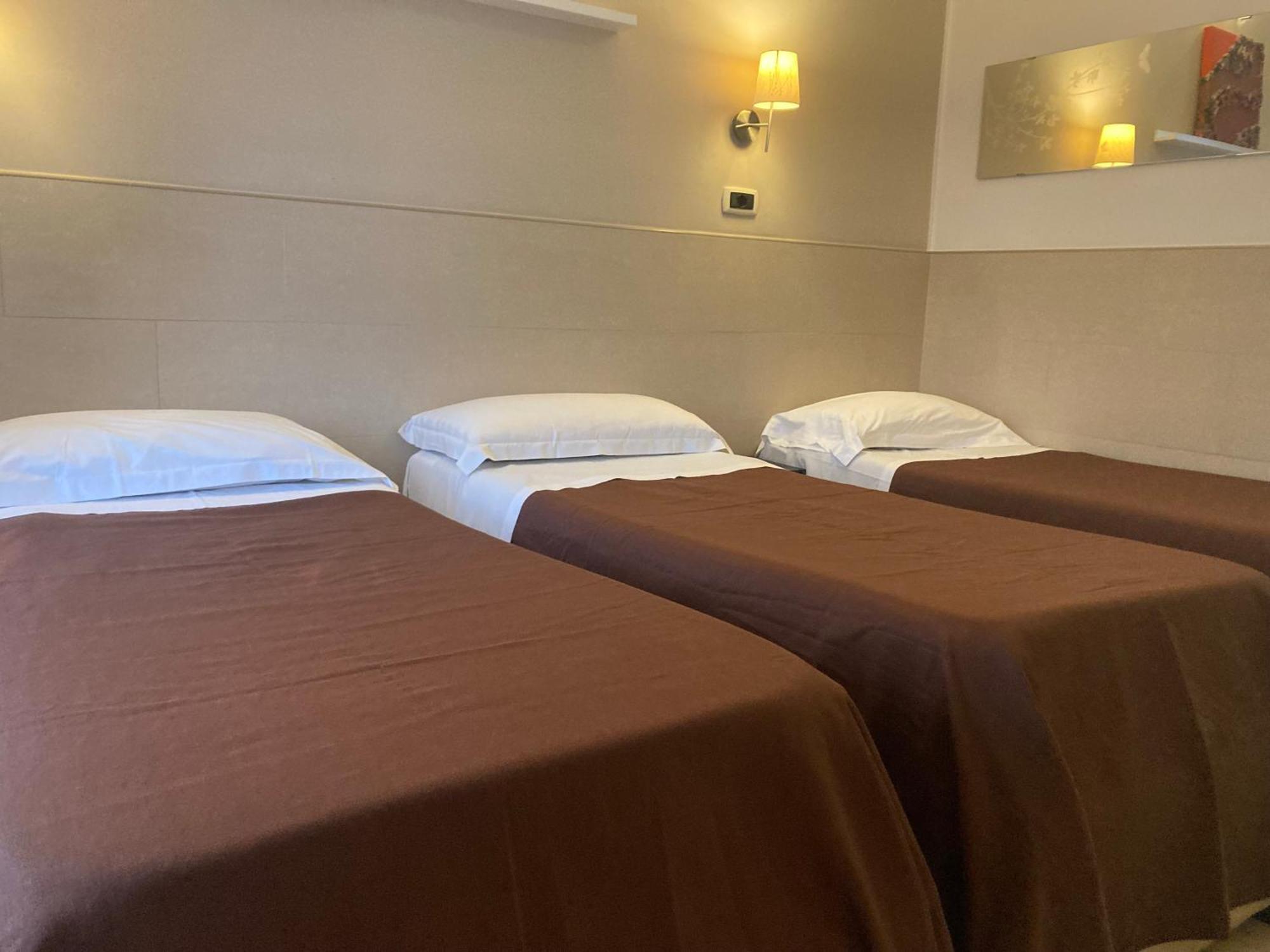 Hotel Indipendenza *