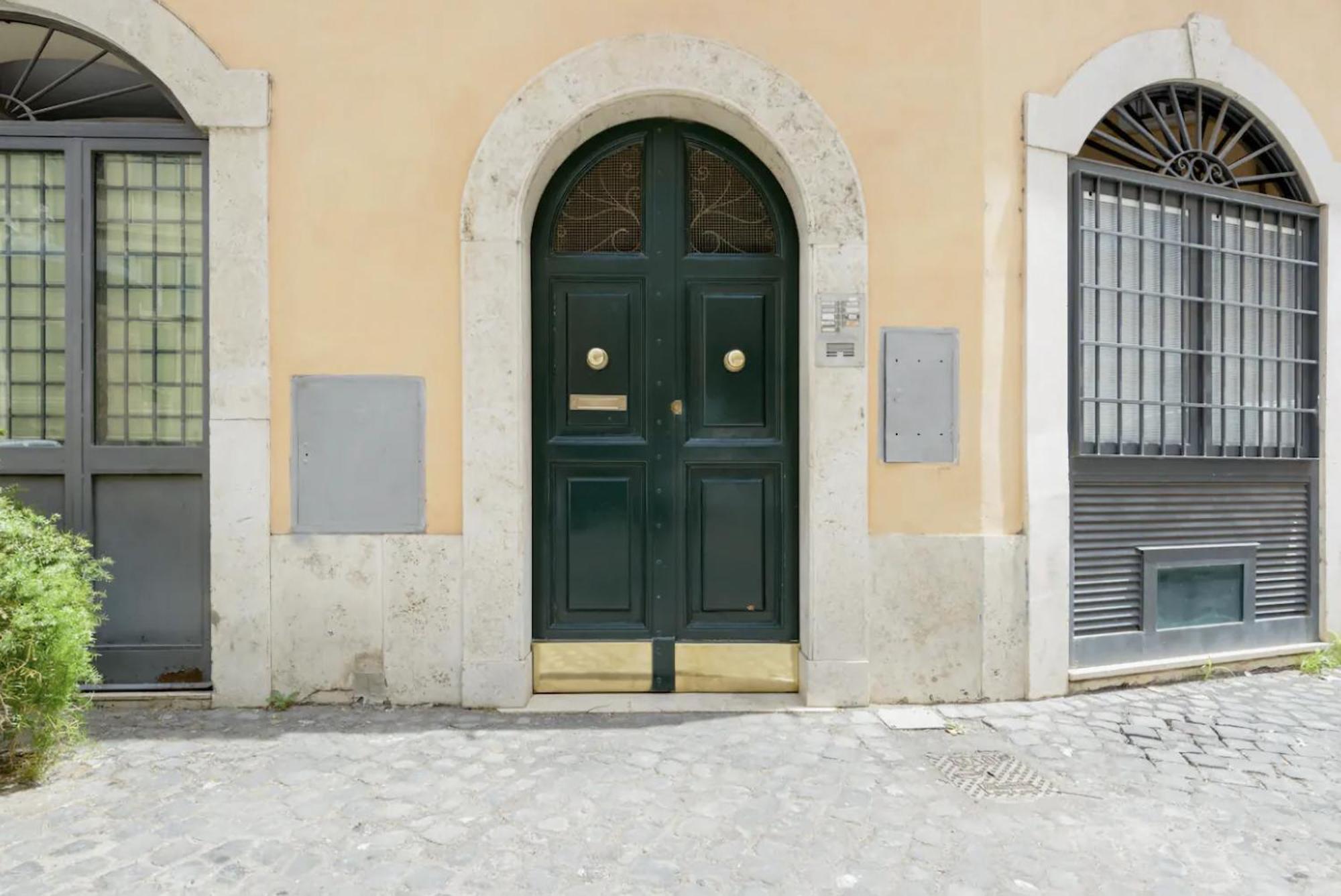 Apartamento Campo Dei Fiori Modern With Terrace