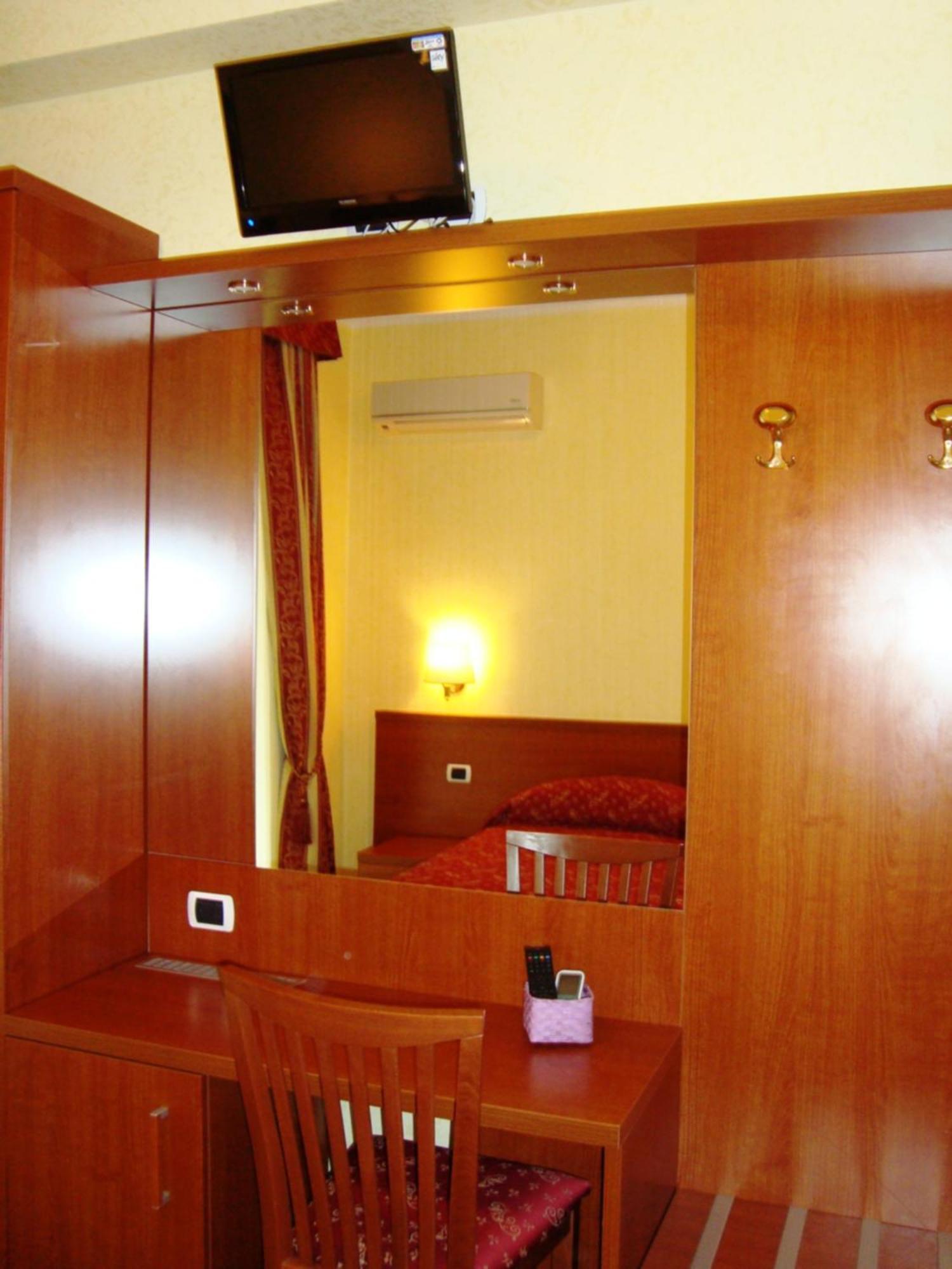 Guest house Residenza Fermi Rome