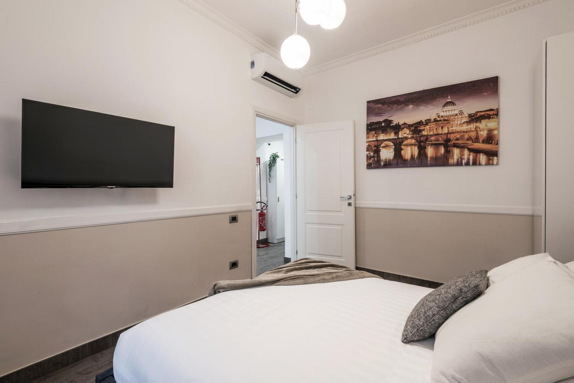The Rent - In Testaccio District * Roma