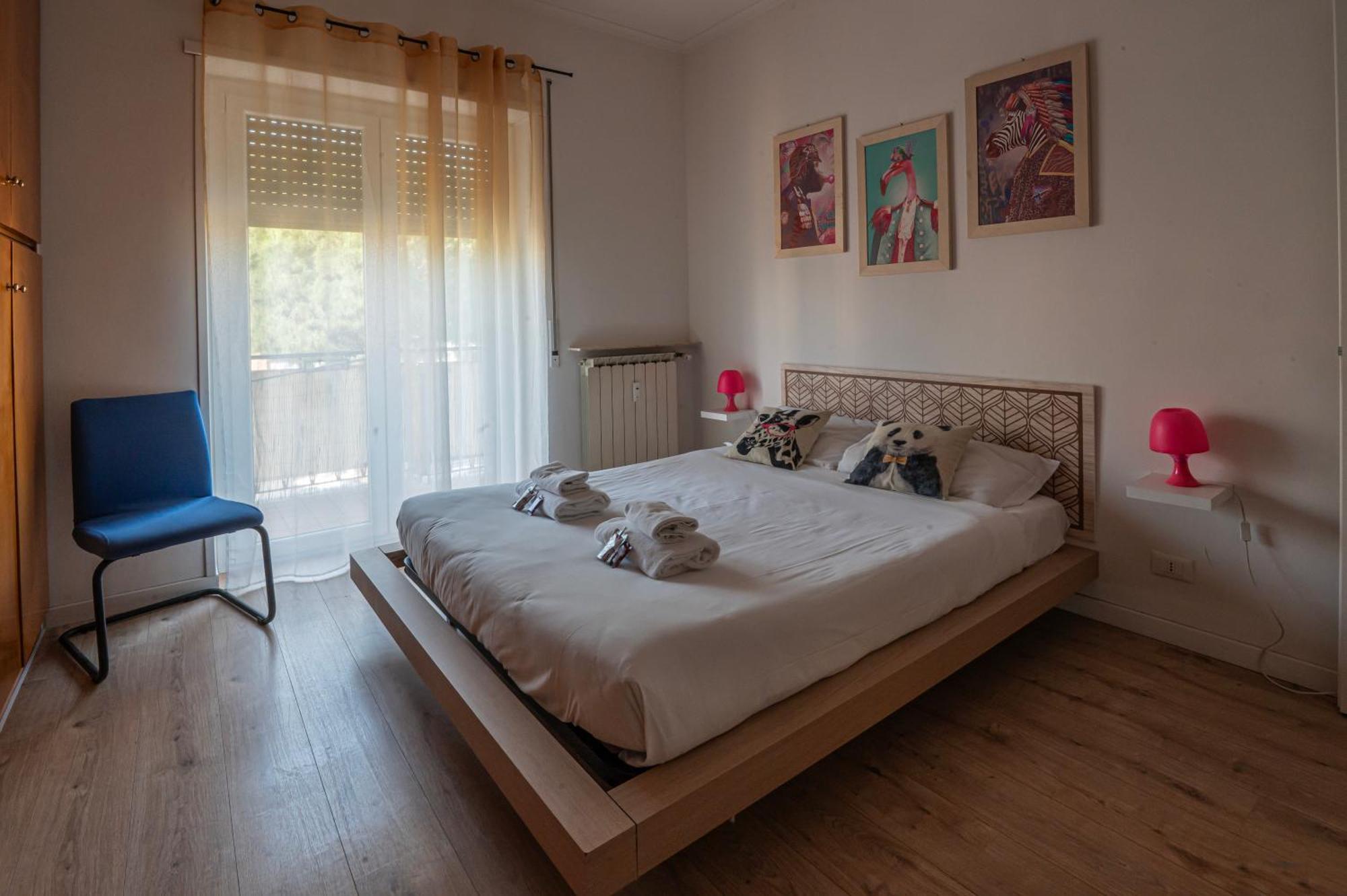 Cornelia House Apartment *