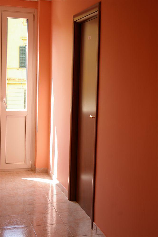 Foresteria Esercito Della Salvezza Albergue Roma