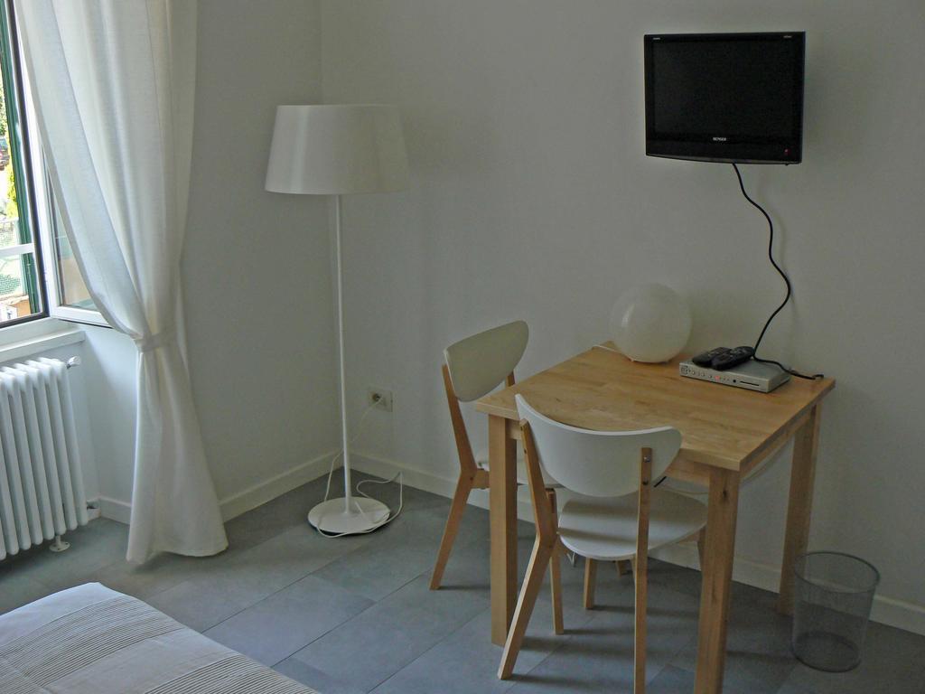 Couette-café Il Sampietrino Dei Cavalleggeri 3*