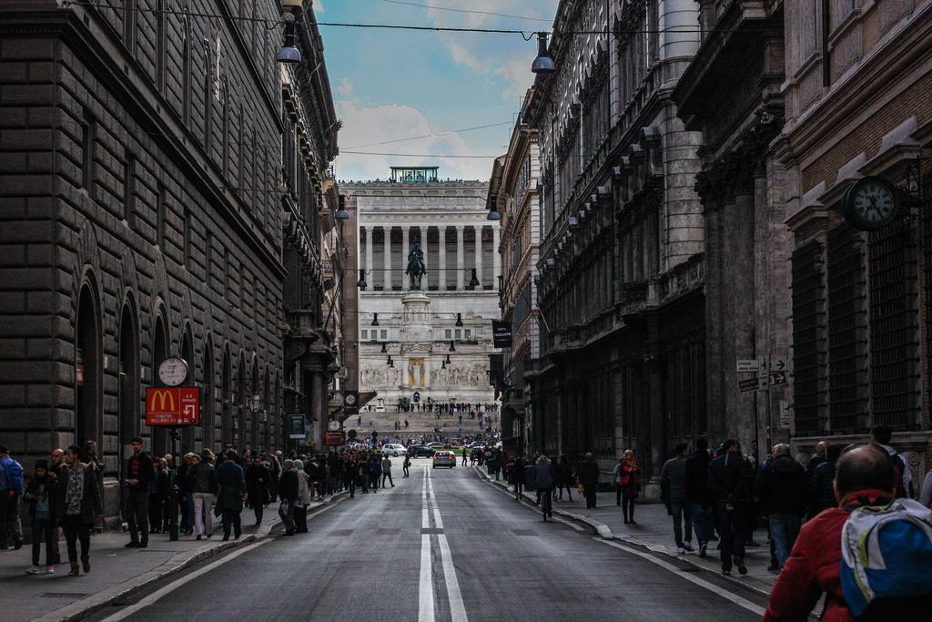 Dimora Storica Palazzo Marescalchi Belli Rome