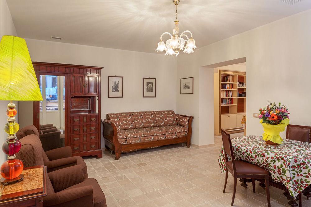 Dimora Storica Palazzo Marescalchi Belli Apartment