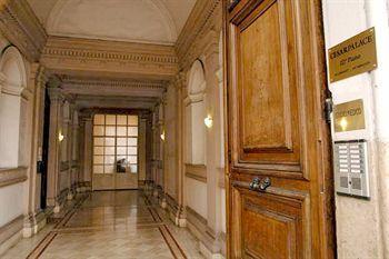 Allegria Fitzroy Cesar Guest house