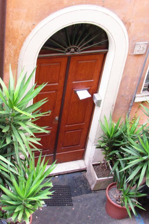 Santonofrio Apartments *