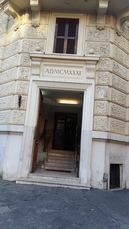 Apartment Strozzi 32 *