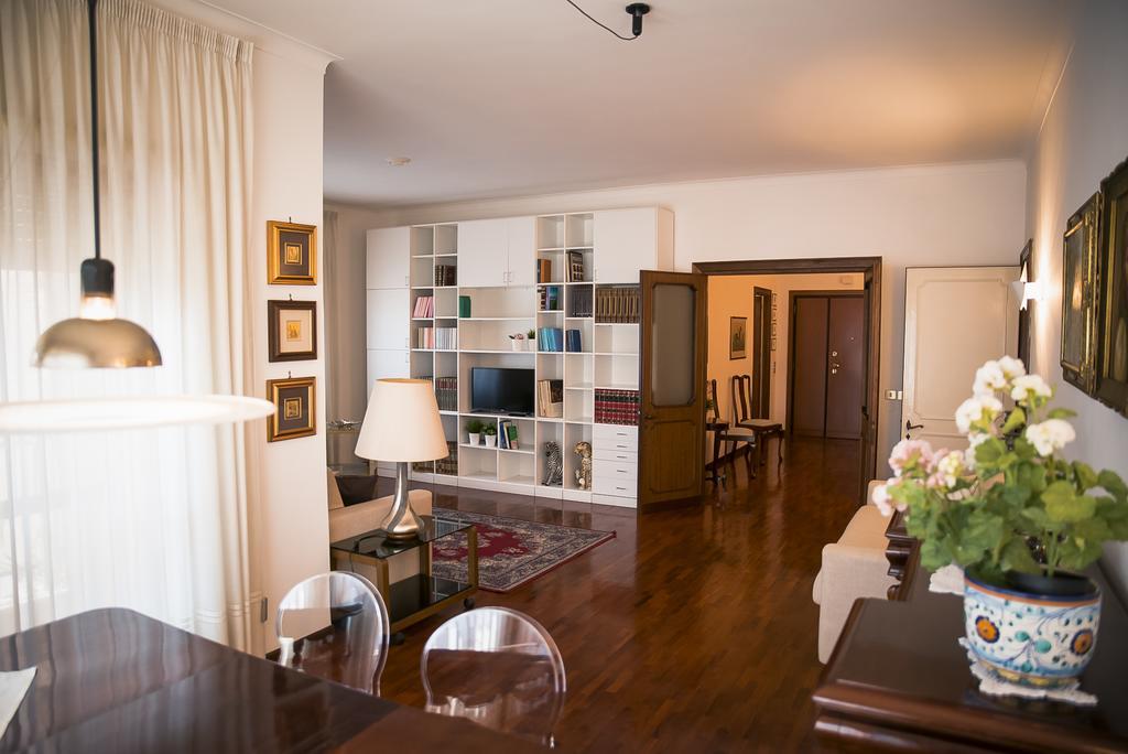 Apartment Plumbird Boutique & Rome