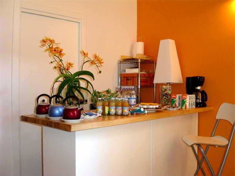 Sky Blue Place Bed & Breakfast