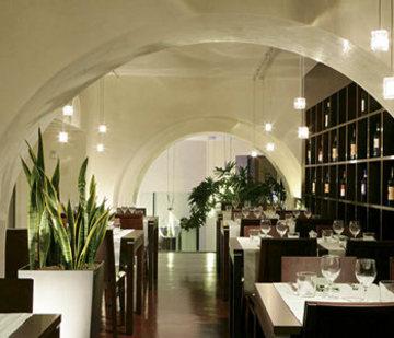 Hotel Cosmopolita Rome, Tapestry Collection By Hilton 4*