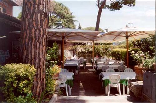 Fidene Hotel