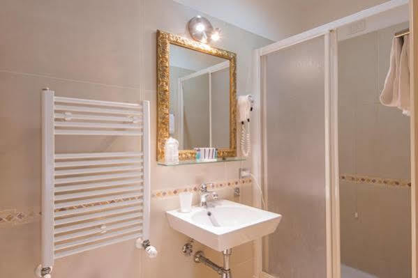 Hospitalityrome Domus Colosseo Apartment