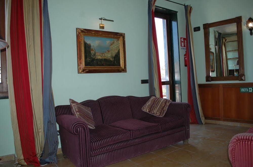 Hotel Vibel 2*