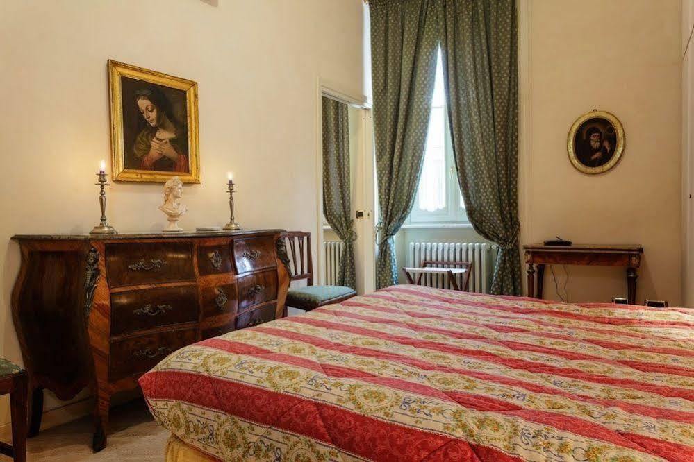 Dimora Storica Palazzo Marescalchi Belli Apartment Rome
