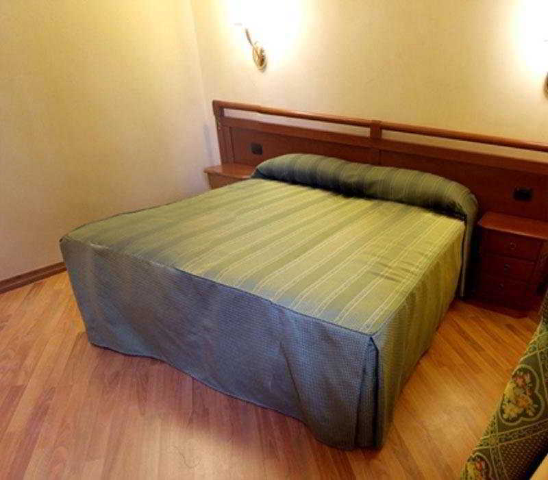 Bright Hotel