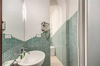 Residenza Domizia 3* Rome
