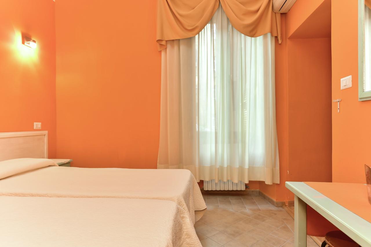Claudia 3* Rome