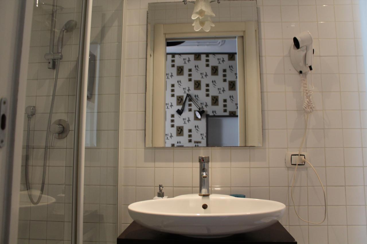 Relais Palazzo Taverna Affittacamere Roma