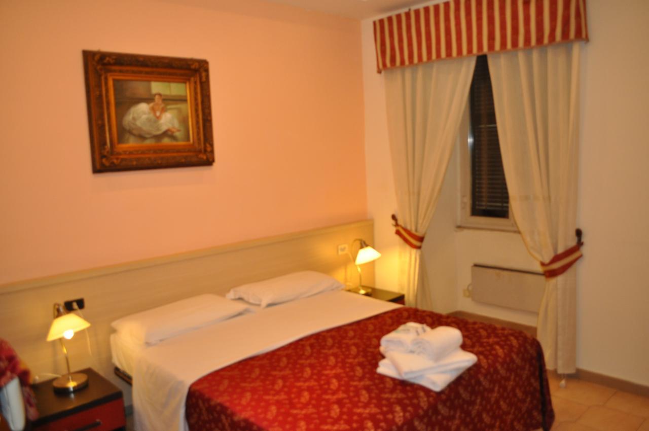 Sergio House Couette-café Rome