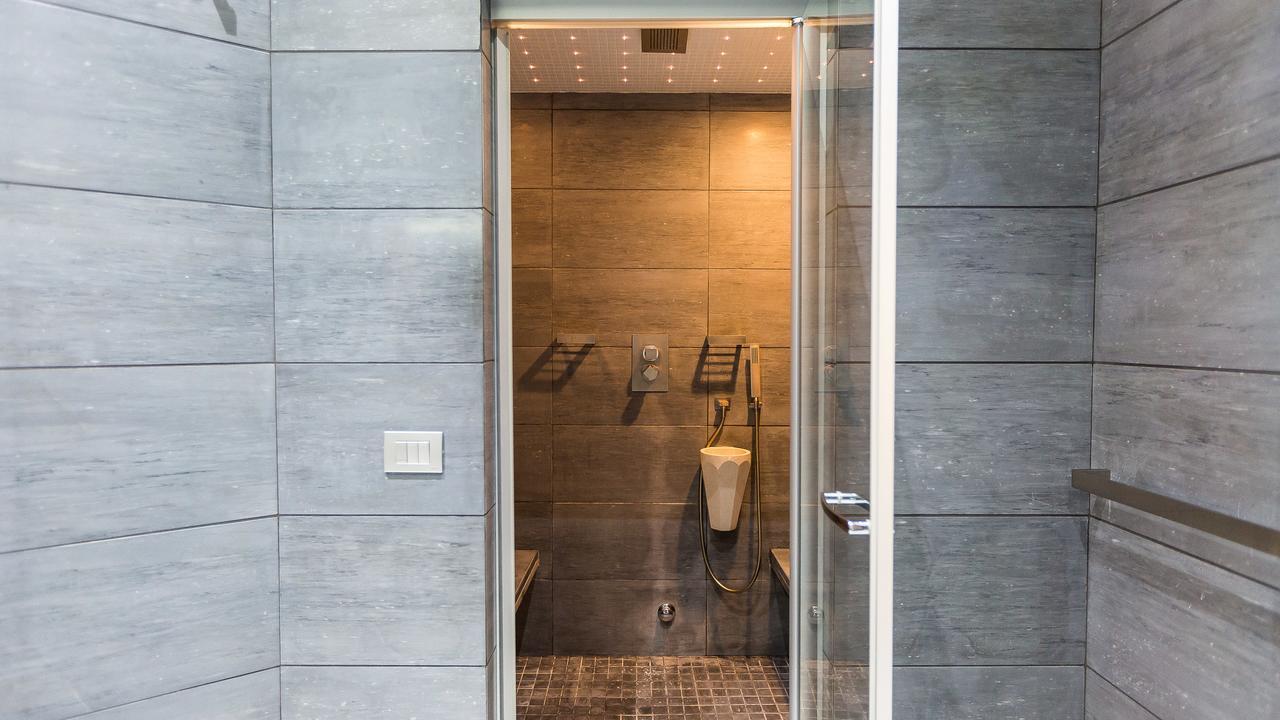 Appartement In Cosmopolitan Hi-tech