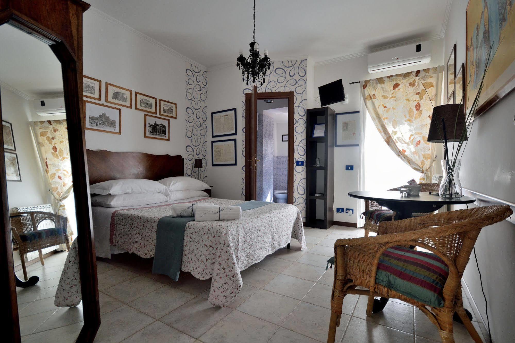 Abbraccia Morfeo 3* Rome
