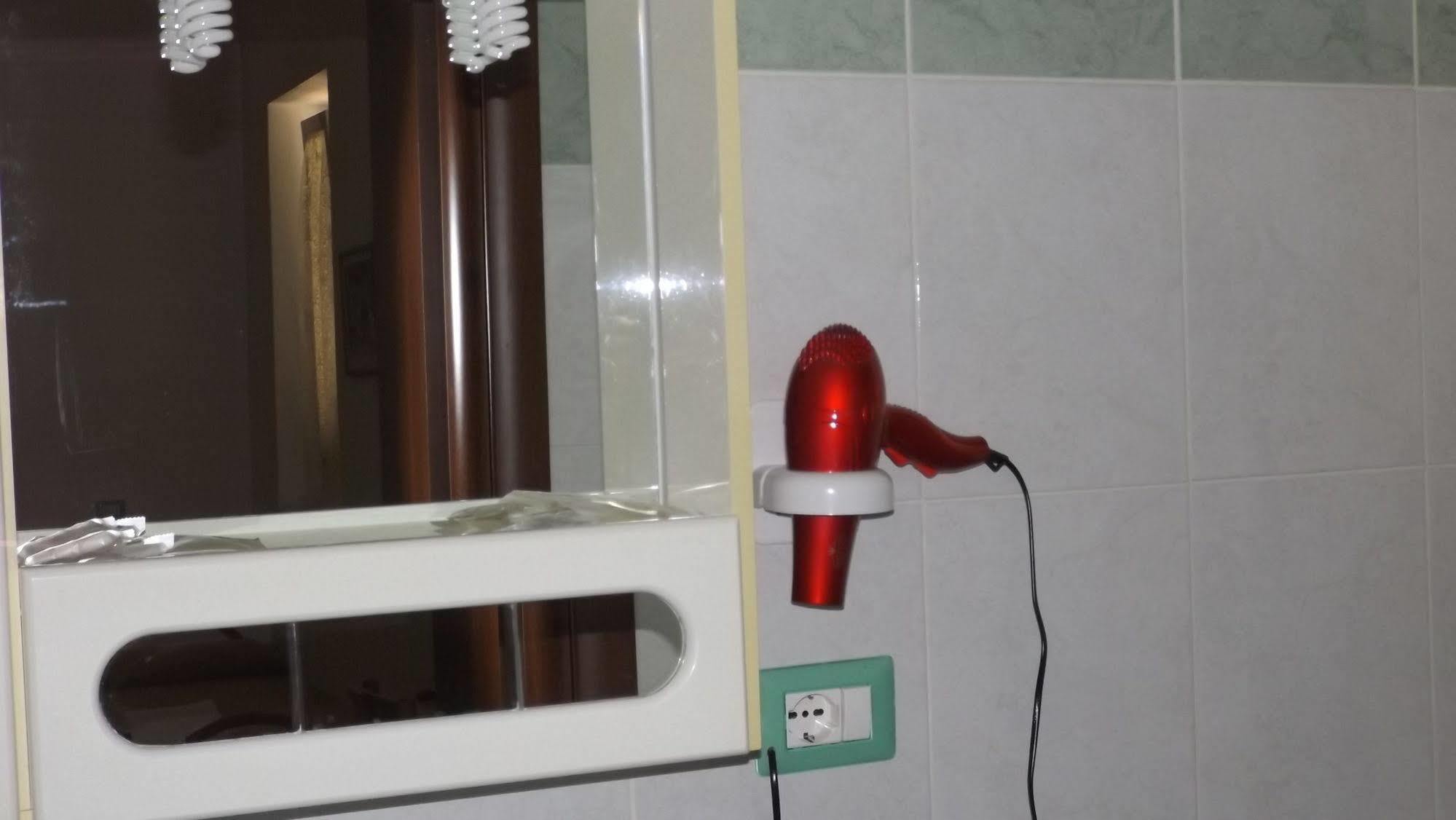 Foresteria Esercito Della Salvezza Albergue Roma