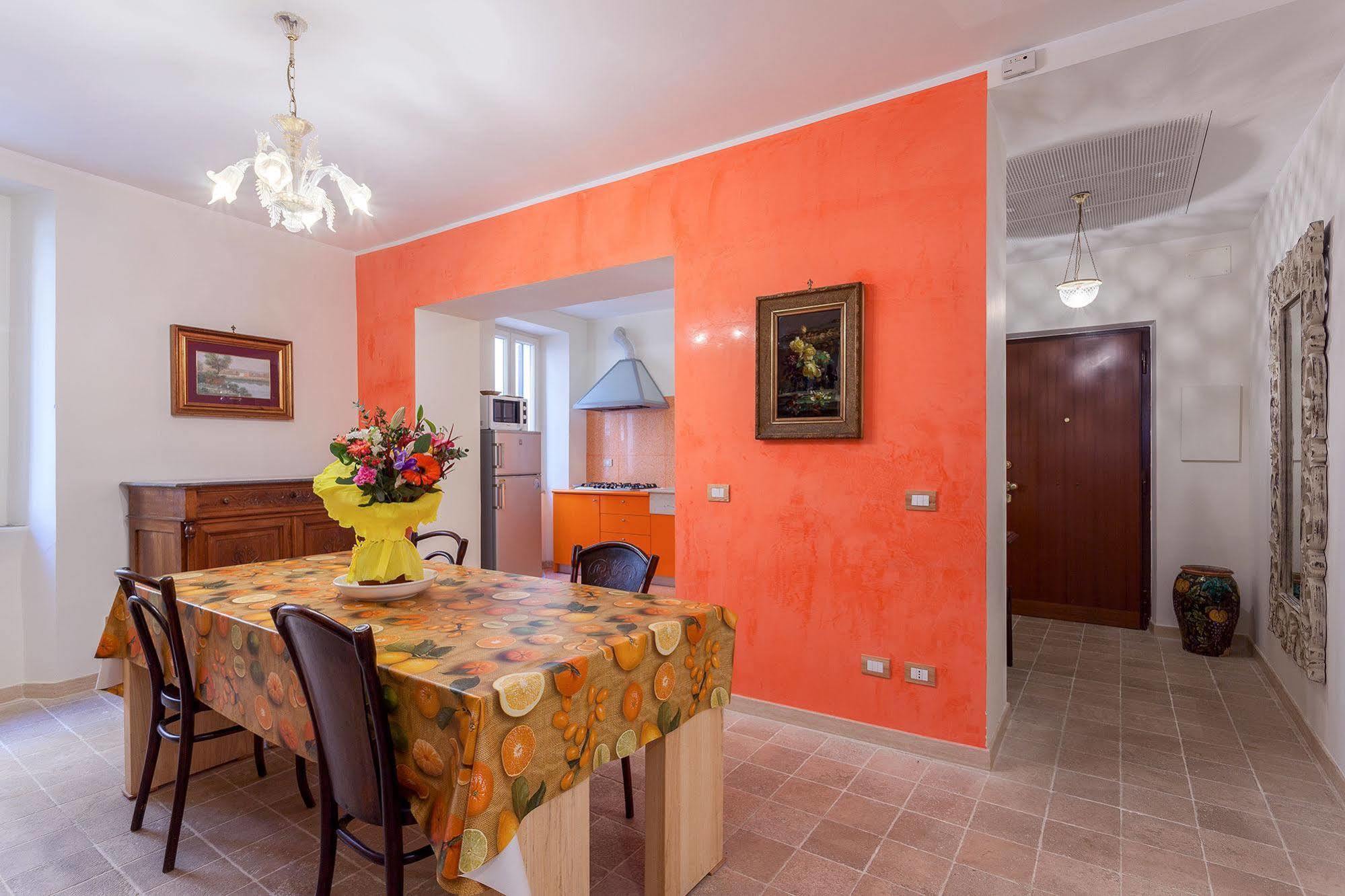 Dimora Storica Palazzo Marescalchi Belli Apartment Rome